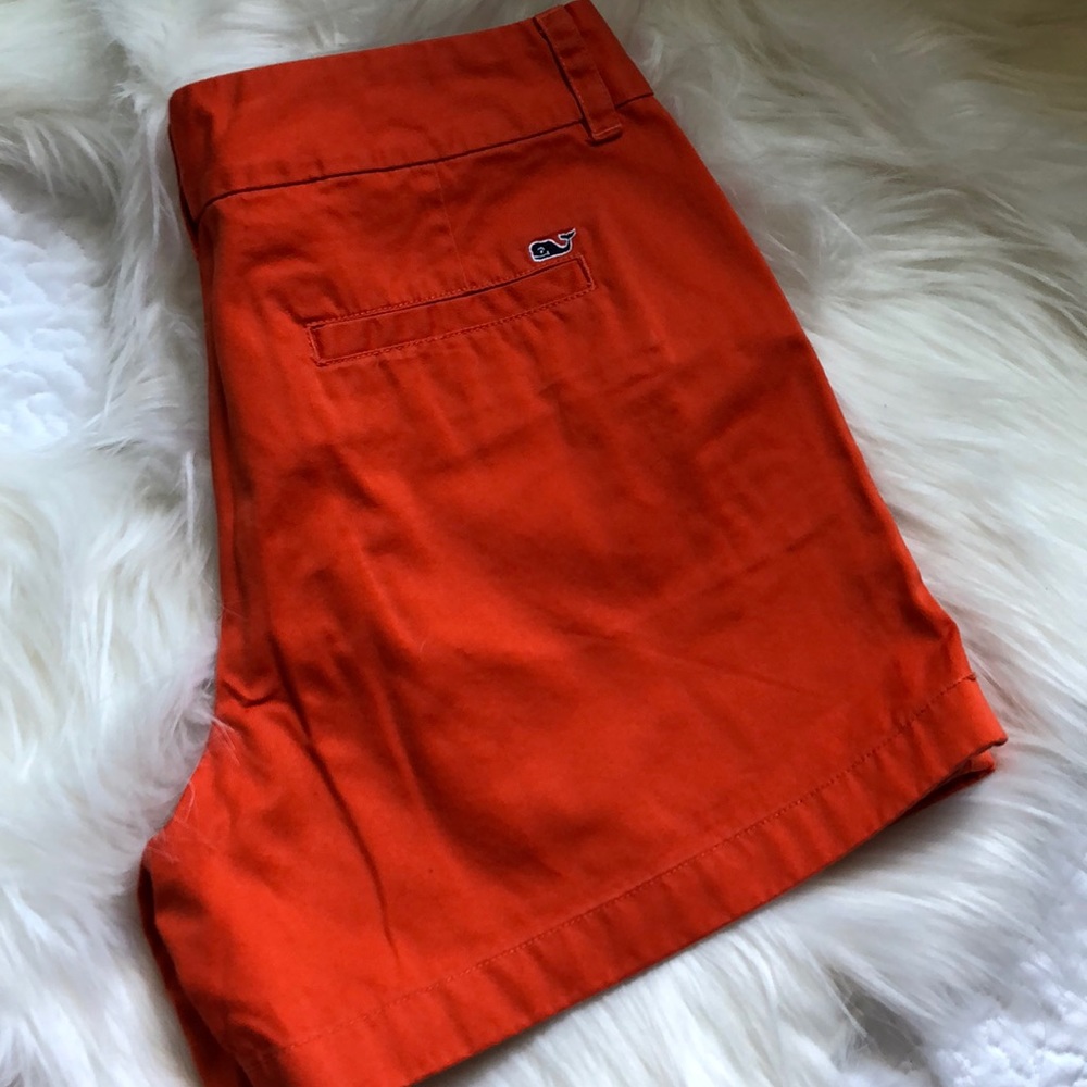 Vineyard Vines 5’ shorts